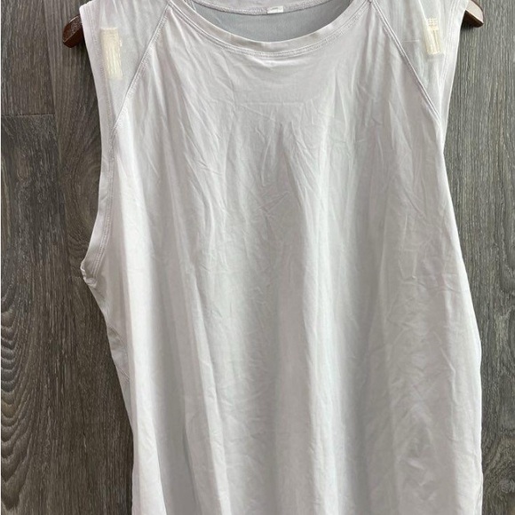 Lululemon/ White Sleeveless Top/ Lululemon Tank size large - Picture 1 of 3
